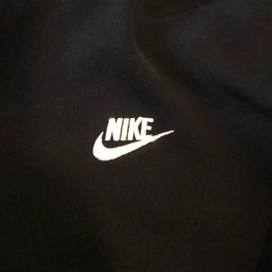Nike Men's Sportswear Club Fleece Pullover Hoodie